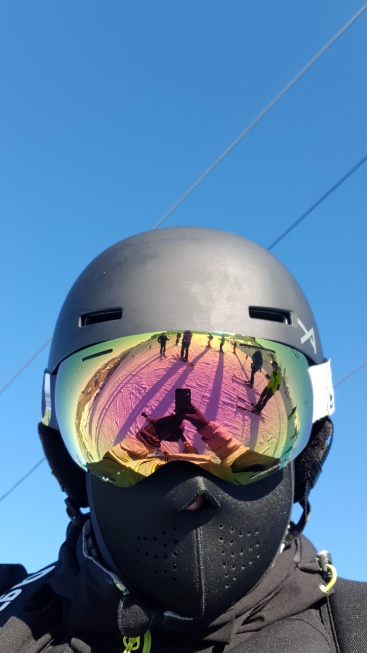 skier, ski, skiing, winter, snow, sport, skiers, cold, alpine, snowboarding, mountain, goggles, helmet, austria, freeride, freeriding, fast, sunny, sky, snowboarder, snowboard, mountains, nature